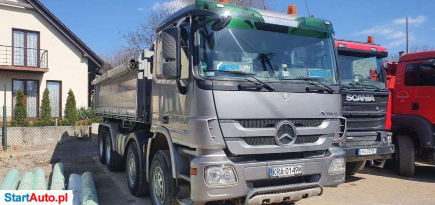 Mercedes-Benz Actros 3244 8×4