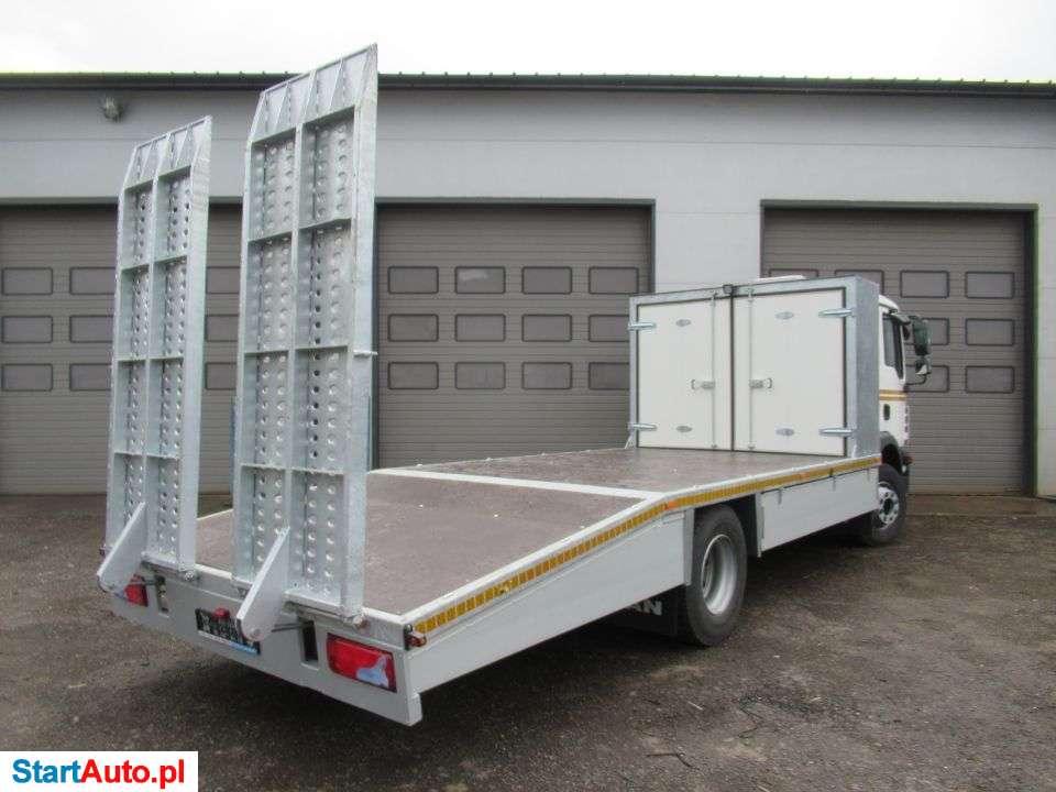 Mercedes-Benz POMOC DROGOWA POJAZD SPECJALNY