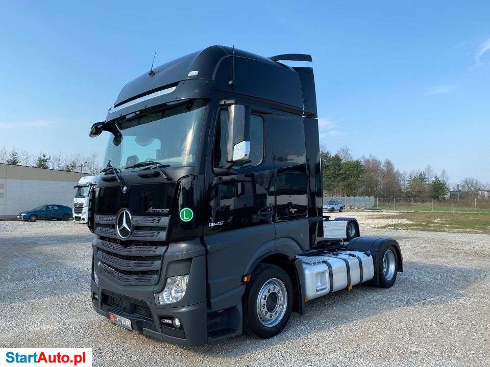 Mercedes-Benz 1845 Actros MP4 Low Dec_Mega