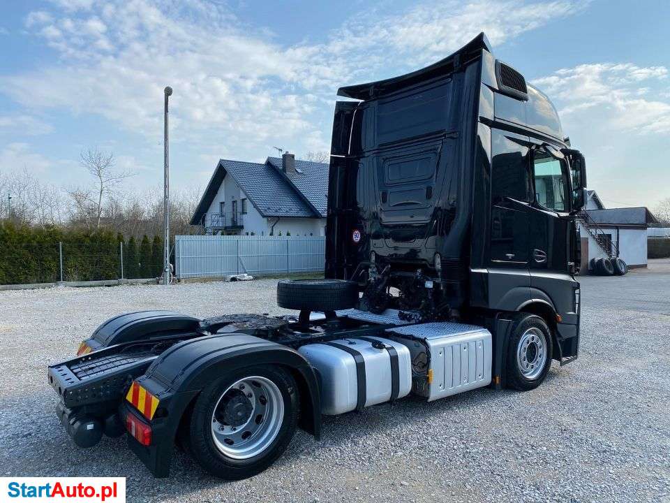 Mercedes-Benz 1845 Actros MP4 Low Dec_Mega