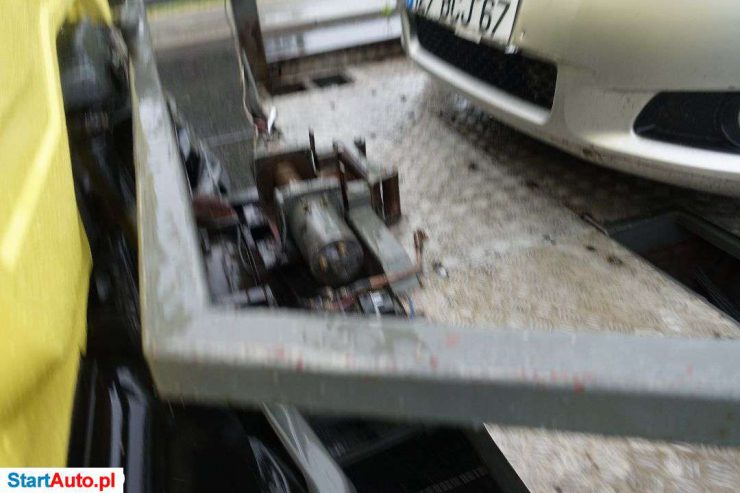 Mercedes-Benz 814