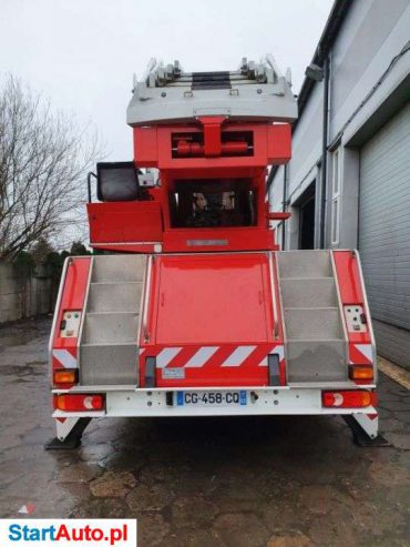 Renault Midlum
