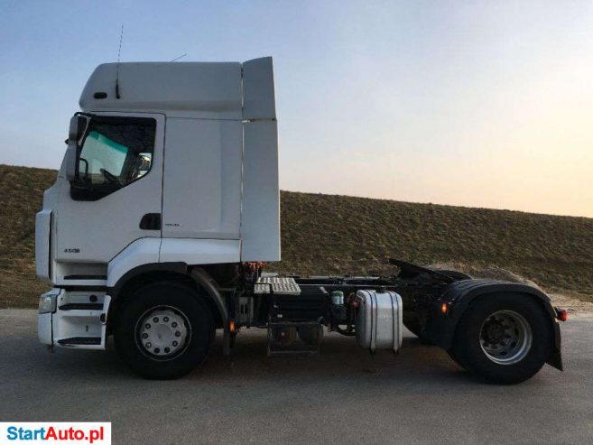Renault Premium