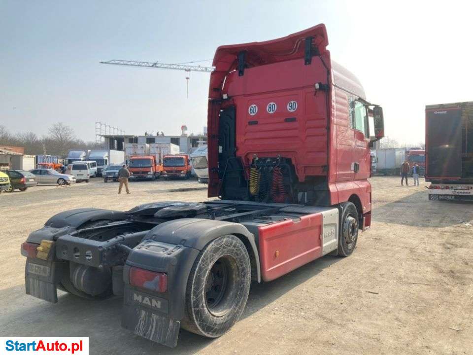 MAN TGX 18.440 AUTOMAT STANDARD Z NIEMIEC / 2X ZBIORNIKI / SERWISOWANY 1 WŁAŚCICIEL / XLX XXL / EURO 6 / 2X ZBIORNIKI / LODÓWKA / AUTOMAT / STANDARD / EFFICIENT LINE / KLIMA / 315/70 / SPOJLERY KABINOWE / 18.480 / SUPER STAN / ORYGINALNY PRZEBIEG / KILKA SZTUK