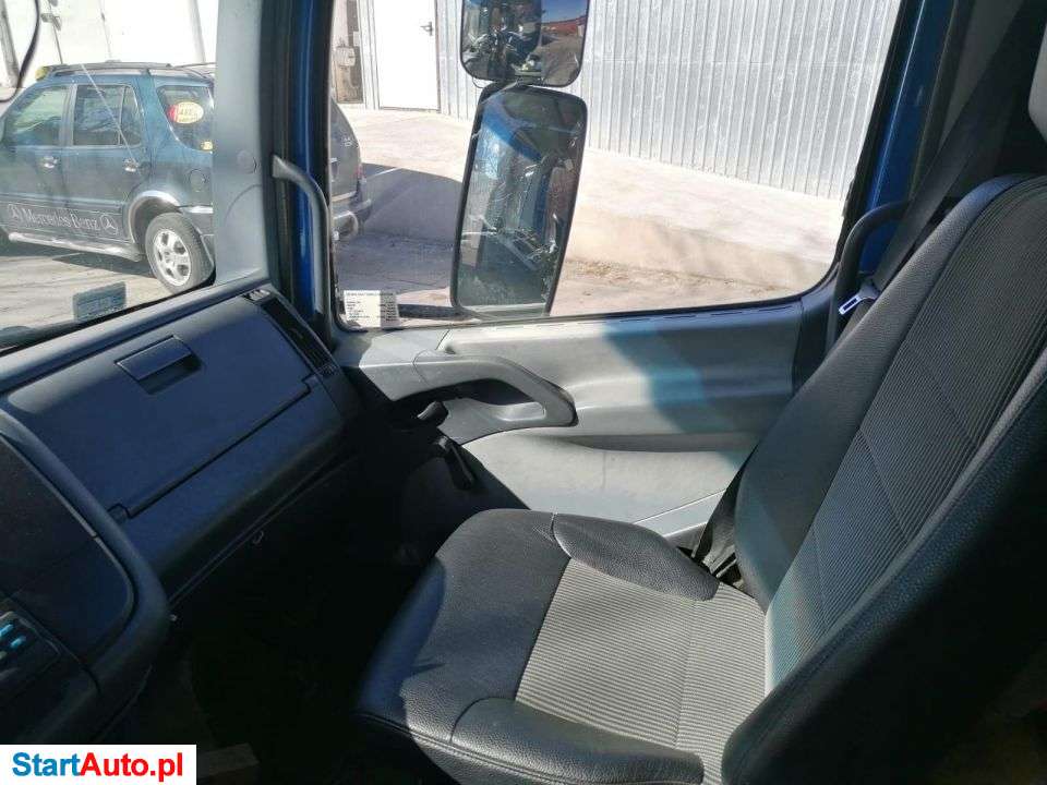 Mercedes-Benz Atego 818