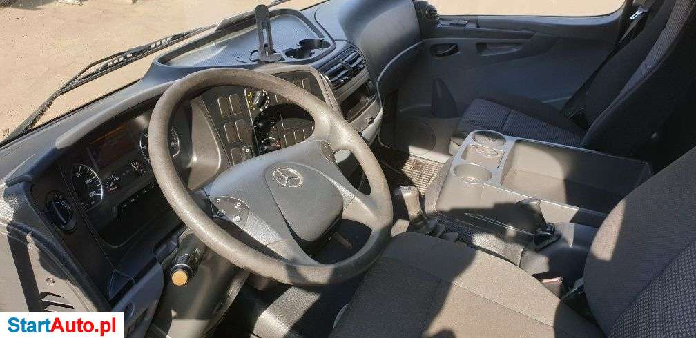 Mercedes-Benz Atego 1318