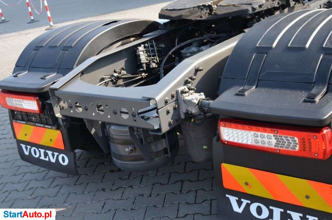 Volvo FH 500 MEGA 2016 ACC KLIMA POS WAGA FULL 006