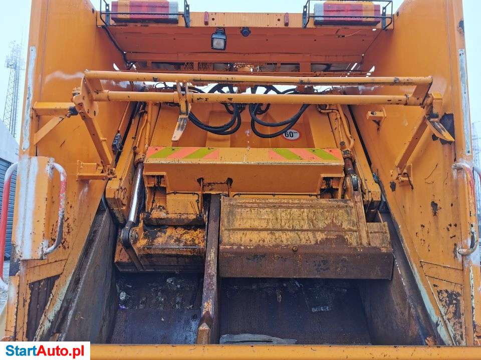 DAF CF75.310 * 2 Komory * 198 Tkm * VDK MOL *