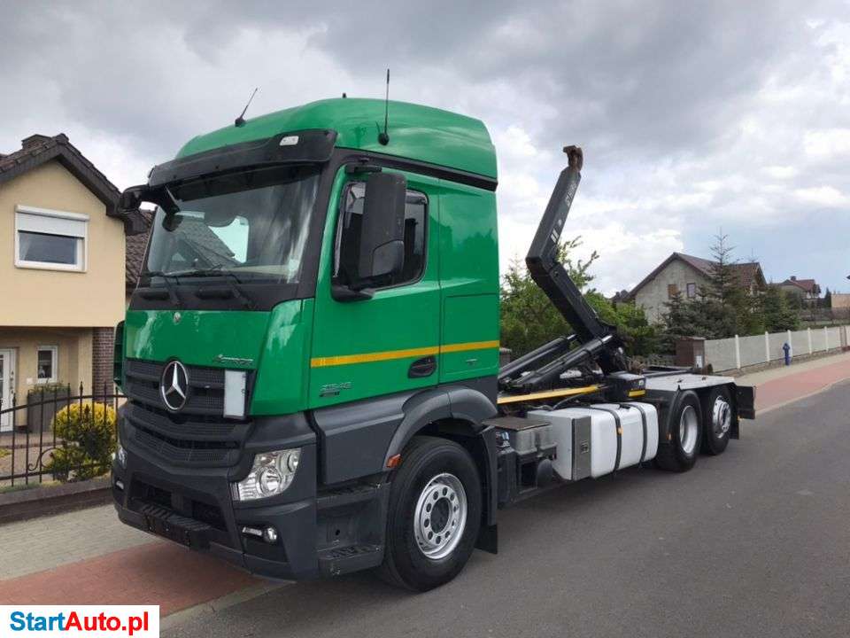 Mercedes-Benz Actros 2545