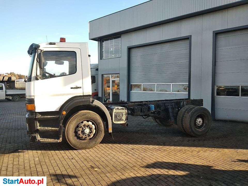 Mercedes-Benz ATEGO 1828