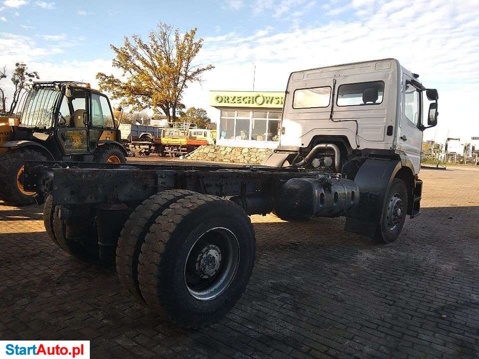 Mercedes-Benz ATEGO 1828