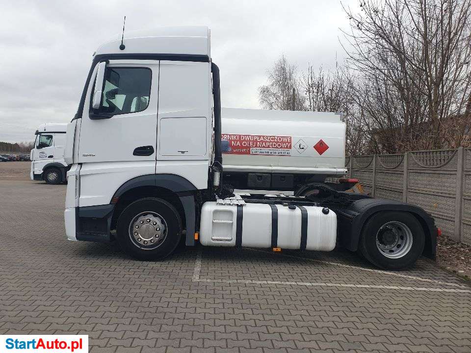 Mercedes-Benz Actross MP4