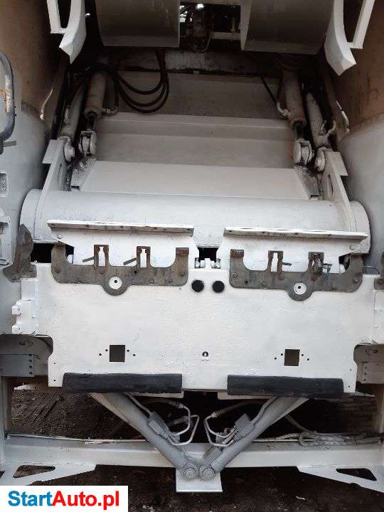 Renault Premium 280dxi