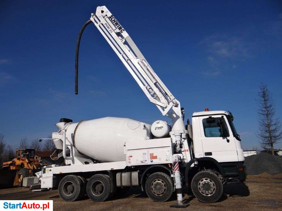 Mercedes-Benz Actros 3236