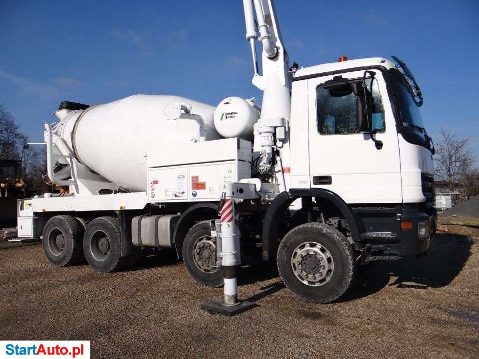 Mercedes-Benz Actros 3236