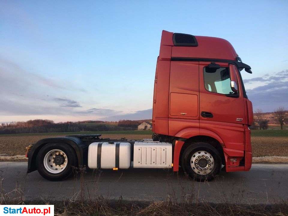 Mercedes-Benz Actros