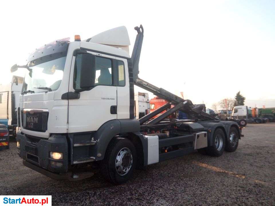 MAN 26440 6×2 Sprowadzony ,Oś Skrętna .Hakowiec Meiller 20.70
