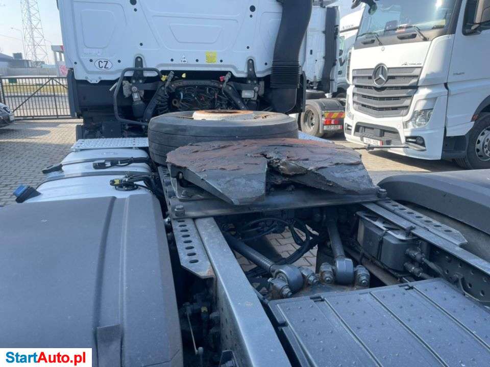 Mercedes-Benz Actros 1848 Koła 315/80/22.5 Acc