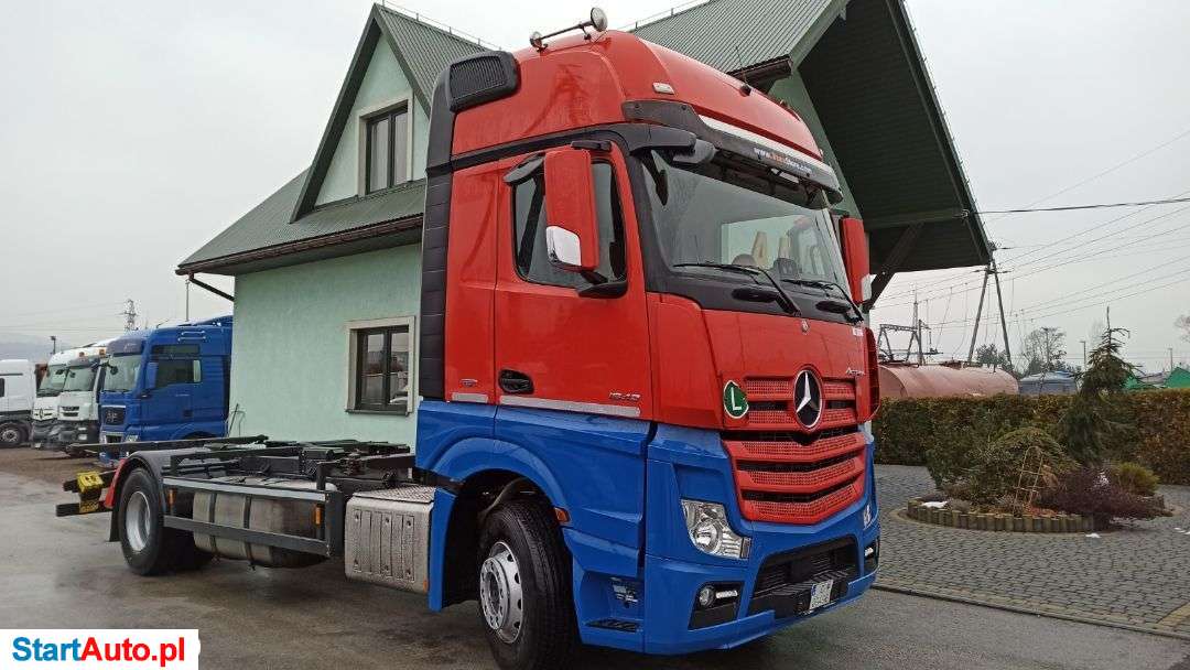 Mercedes-Benz Actros 1842