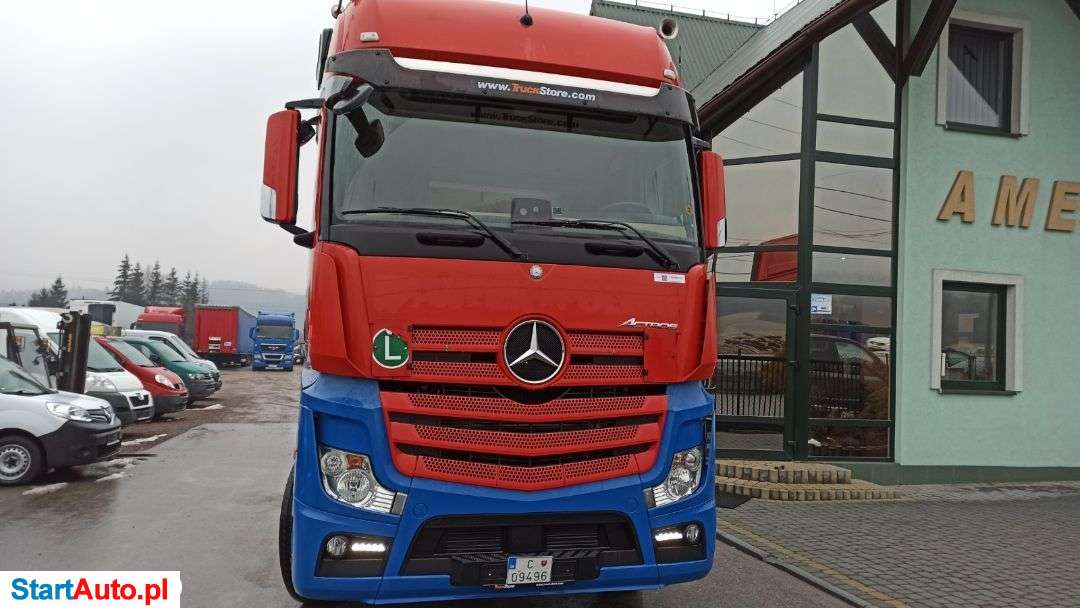 Mercedes-Benz Actros 1842