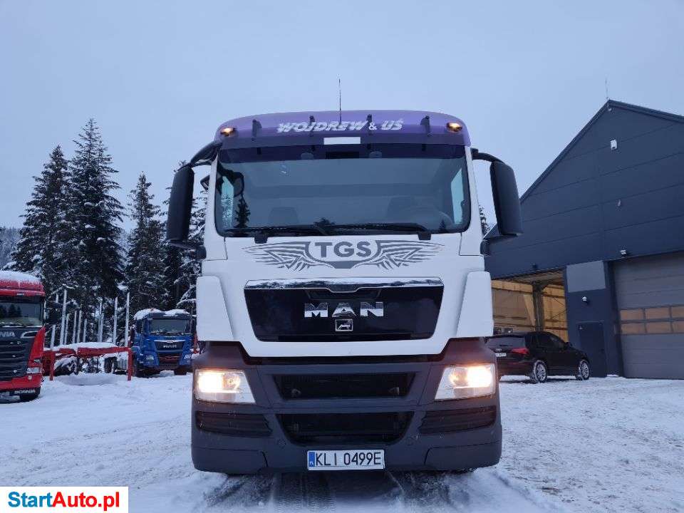 MAN Do Drewna Drzewa Lasu Doll Stos Kłoda