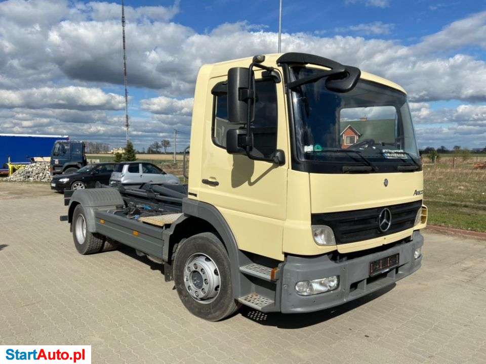 Mercedes-Benz Atego 1224 Hakowiec Skibicki