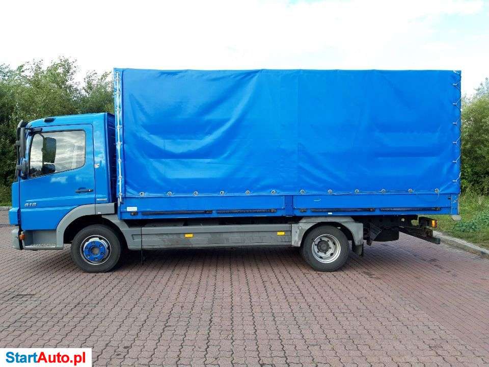 Mercedes-Benz Atego 818