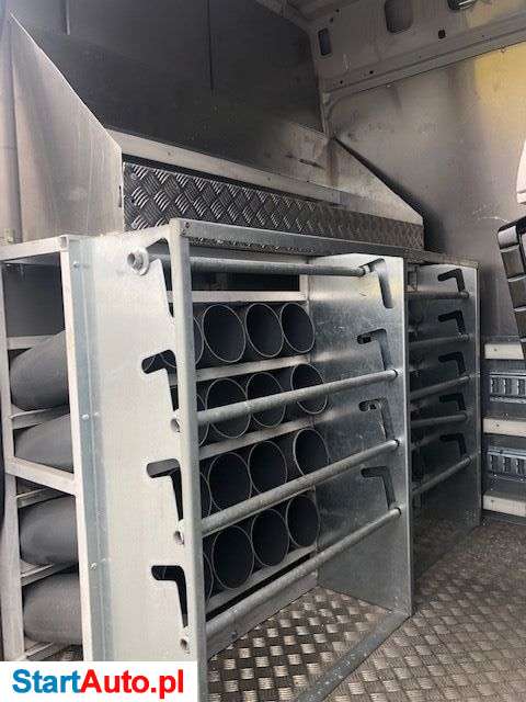 Iveco 70c18 Maxi + Winda