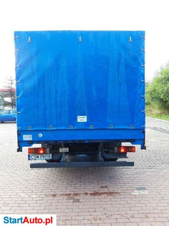 Mercedes-Benz Atego 818