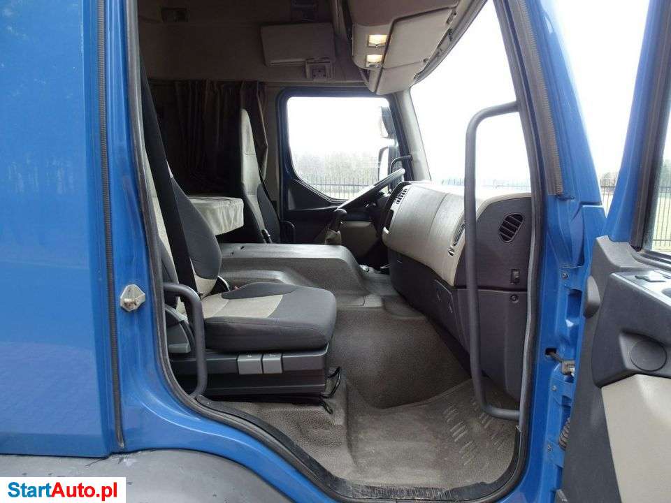 Renault PREMIUM 370 DXI 3 OSIE Oś Podnoszona , Sprowadzony