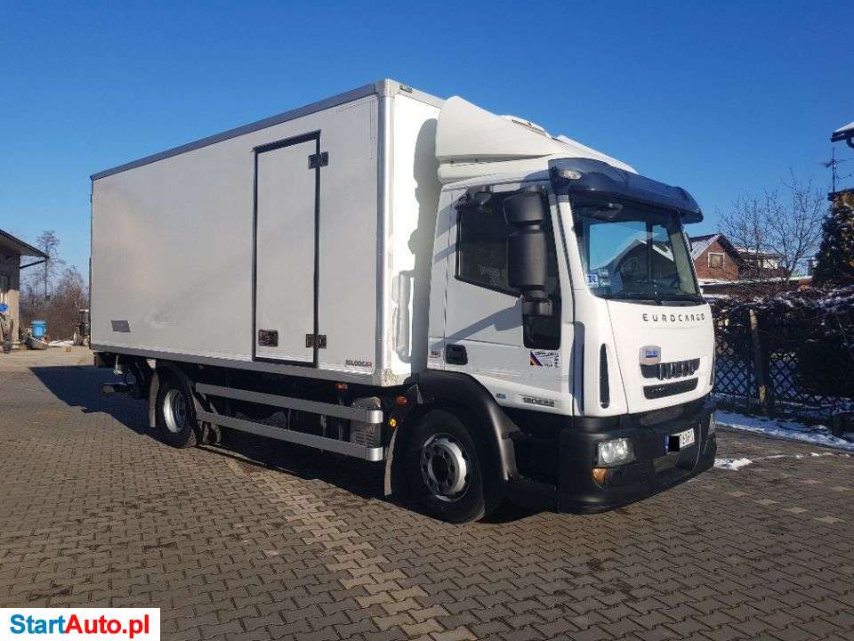 Iveco EUROCARGO 120EL22 !! Chłodnia / Izoterma — Zobacz –
