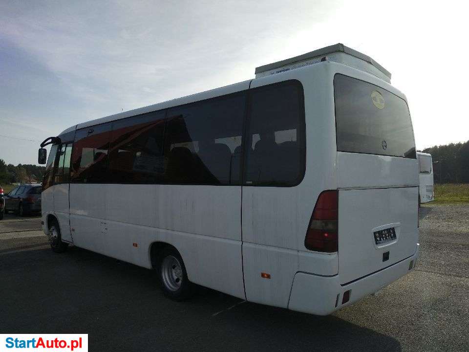 Mercedes-Benz Medio 818 (814 815)