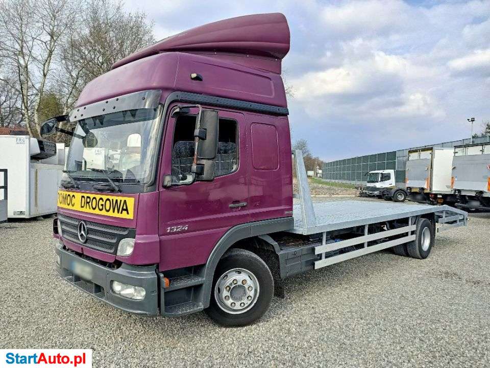 Mercedes-Benz Atego 1324 NL Pomoc Drogowa Laweta Sypialnia