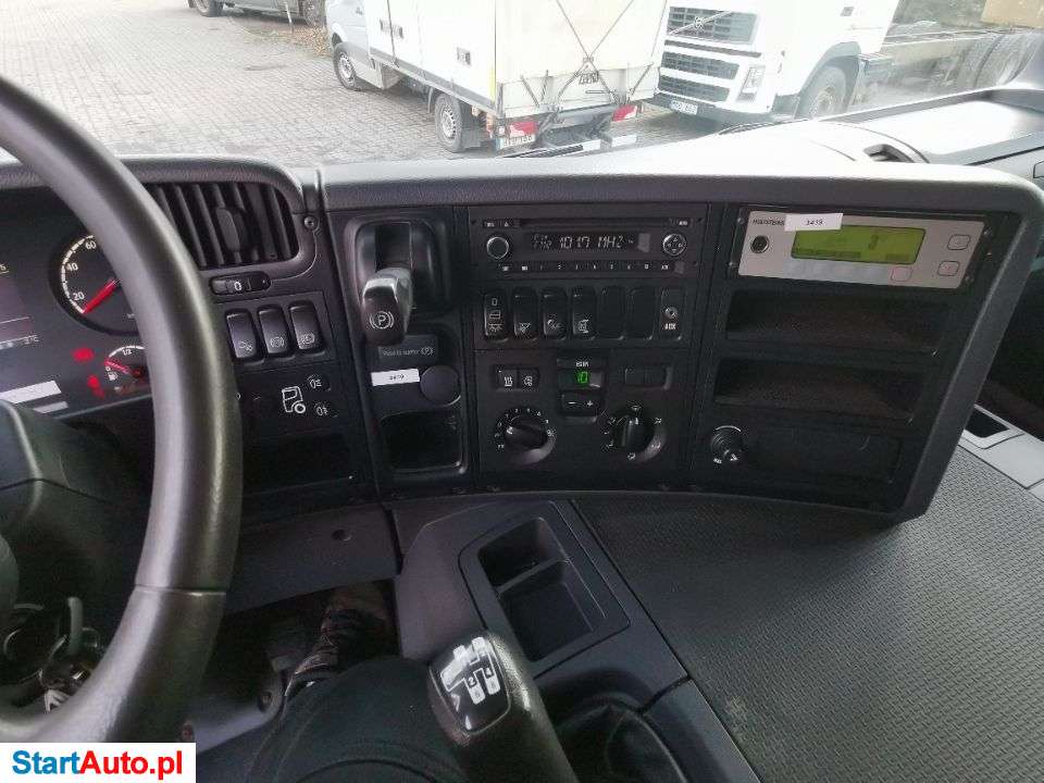 Scania P 230