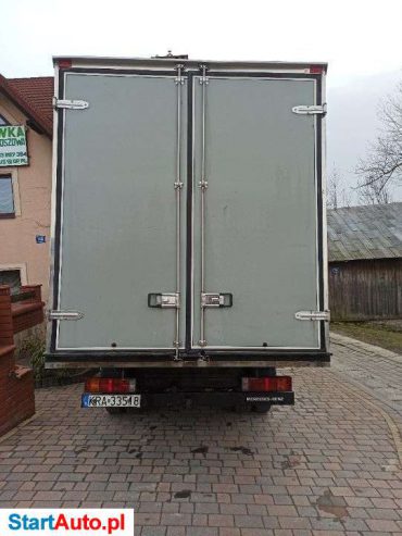 Mercedes-Benz 412D