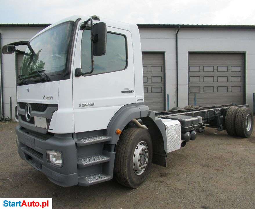 Mercedes-Benz AXOR 1829