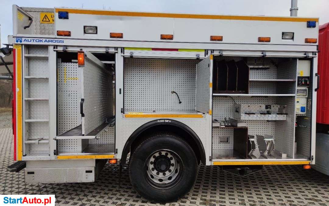 Scania P114 4×2 – 2003 R.