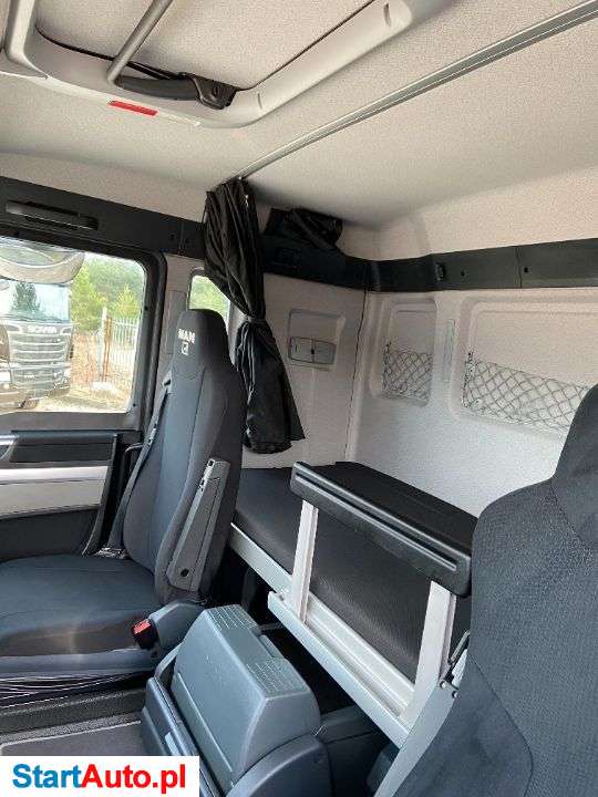 MAN TGX 33.680 EPSILON S300L