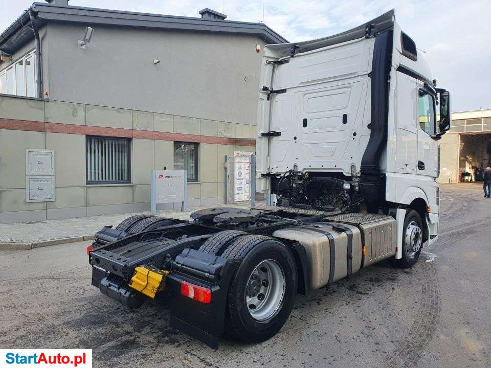 Mercedes-Benz ACTROS 1845