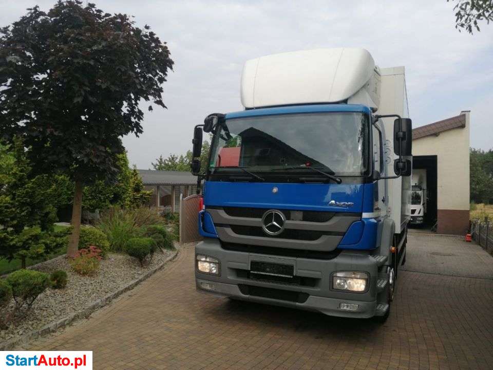 Mercedes-Benz AXOR 1824 Chłodnia