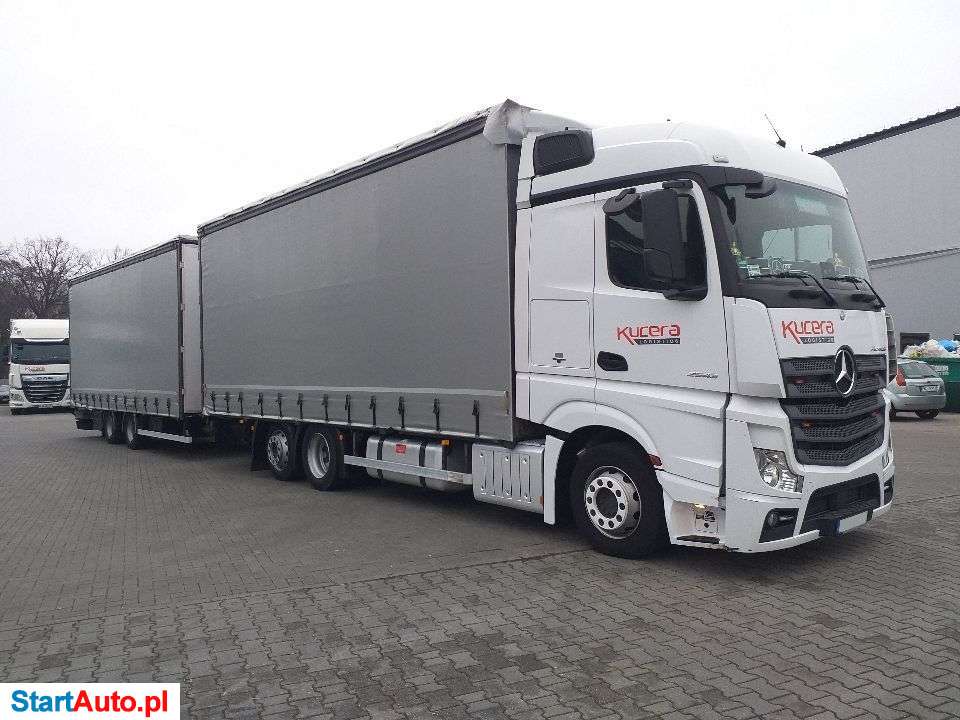 Mercedes-Benz Actros 2543