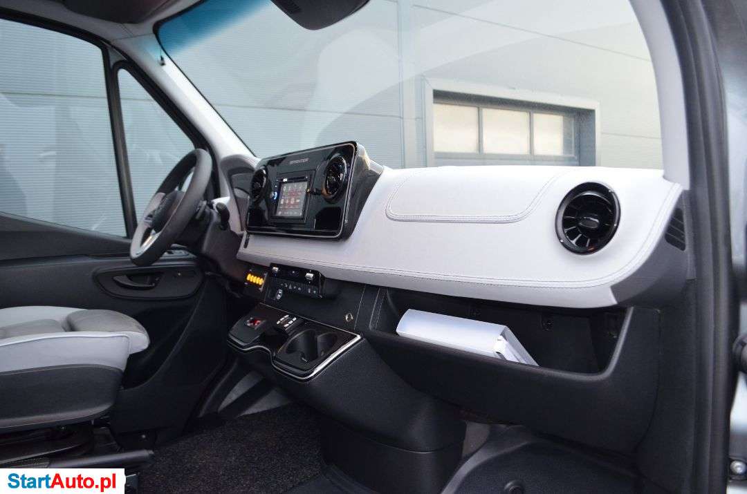Mercedes-Benz Sprinter 519 NOWY – 20+1