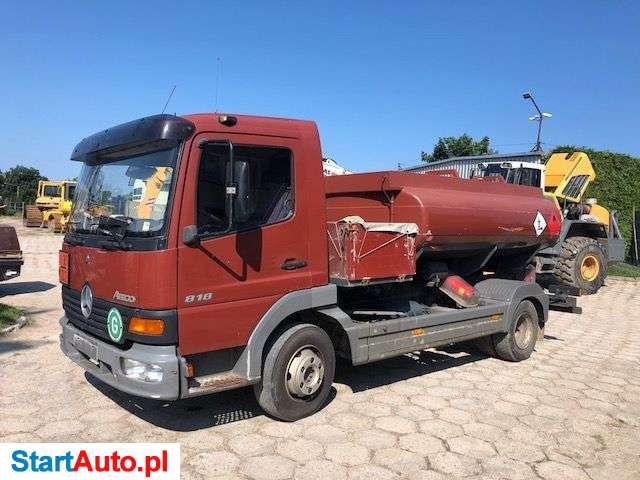 Mercedes-Benz ATEGO 818