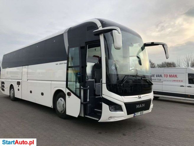 MAN R 07 Lion’s Coach