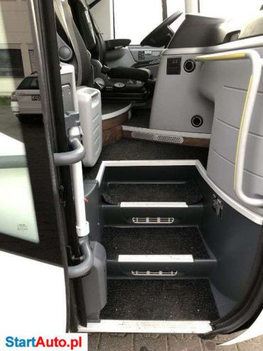 MAN R 07 Lion’s Coach
