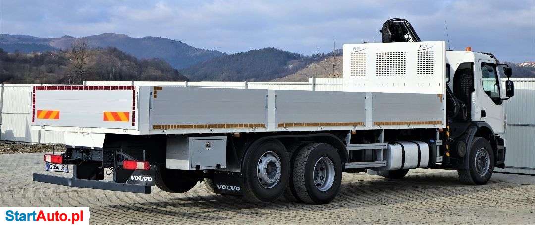 Volvo FM 320 Skrzynia 8,00m+HDS/PILOT*6×2*Stan BDB