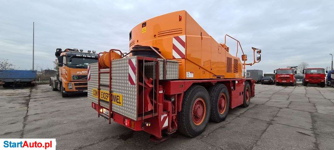 Grove Manitowoc ML3045