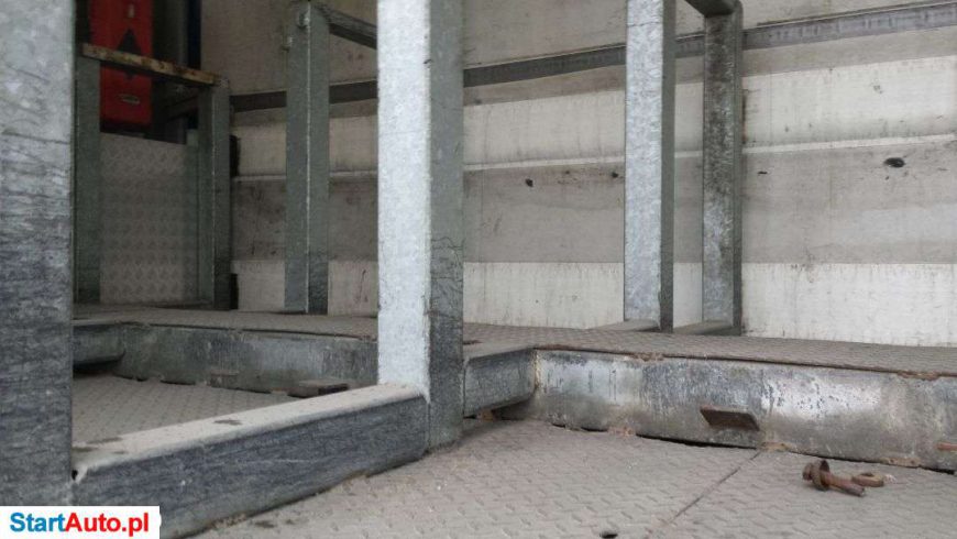 ZABUDOWA 7,0m FIRANKA DO STAŁEGO MONTAŻU PRZYSTOWANA DO PRZEWOZU BUTLI GAZOWYCH RAMA OCYNK 2008ROK ORYGINALNA