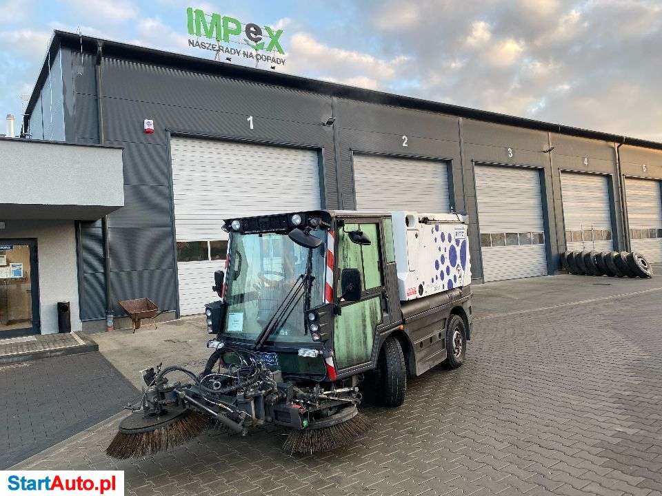 Zamiatarka Schmidt Swingo 200+