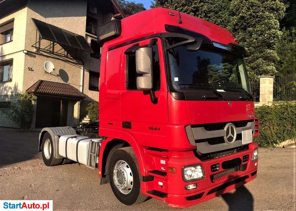 Mercedes-Benz Actros ADR